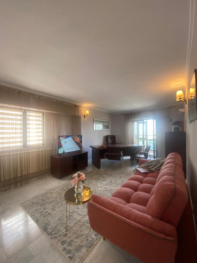 Victoriei Deluxe Suites Bucureşti Ngoại thất bức ảnh