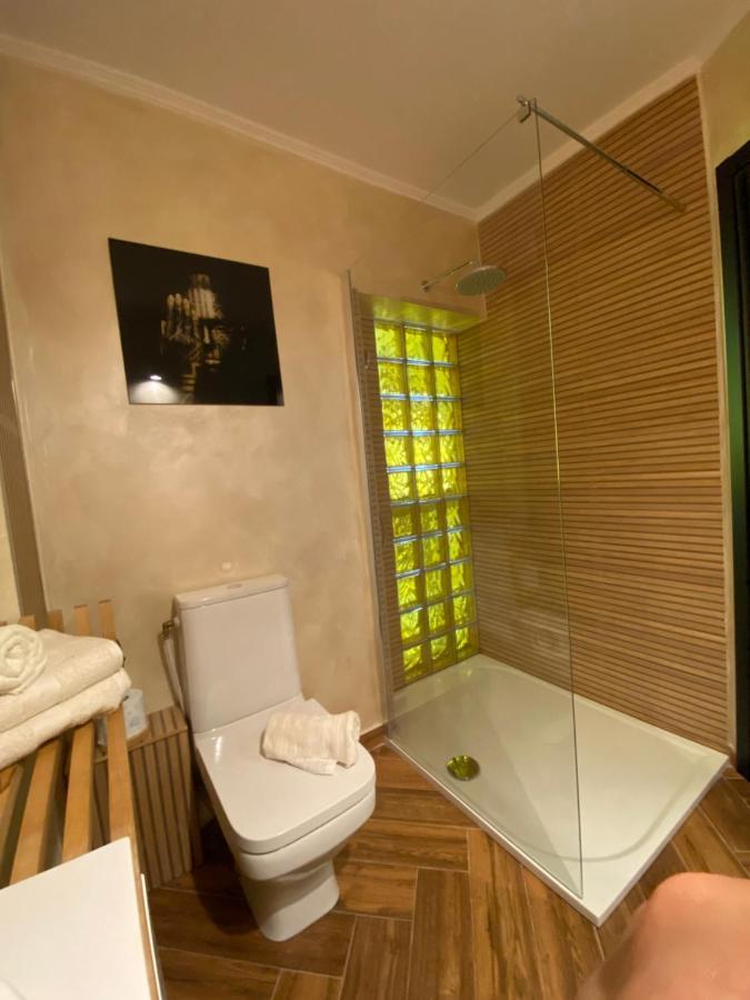 Victoriei Deluxe Suites Bucureşti Ngoại thất bức ảnh