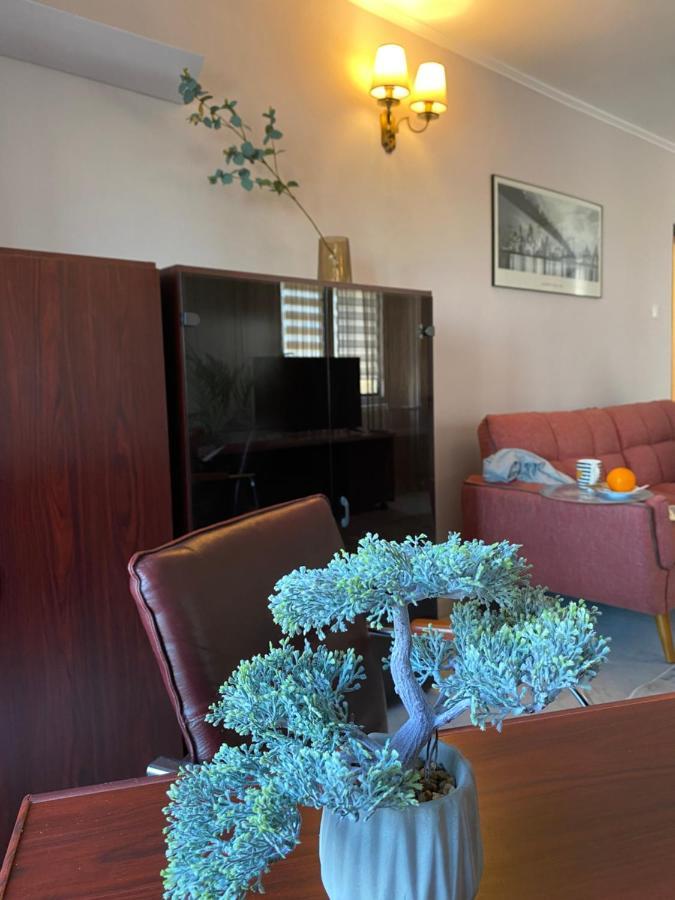 Victoriei Deluxe Suites Bucureşti Ngoại thất bức ảnh