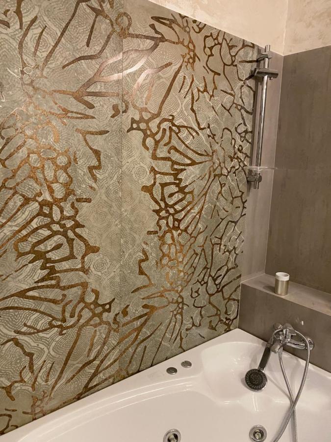 Victoriei Deluxe Suites Bucureşti Ngoại thất bức ảnh