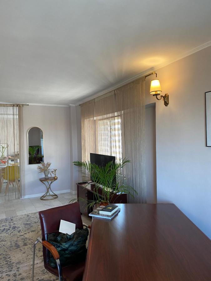 Victoriei Deluxe Suites Bucureşti Ngoại thất bức ảnh